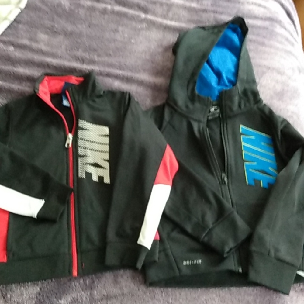 2 Boys Nike jackets size 5